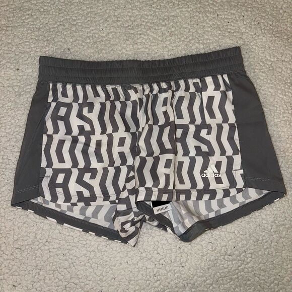 Adidas Small Pacer Women’s Active Shorts Gray White Abstract Stripe Pattern NWT - Picture 1 of 8